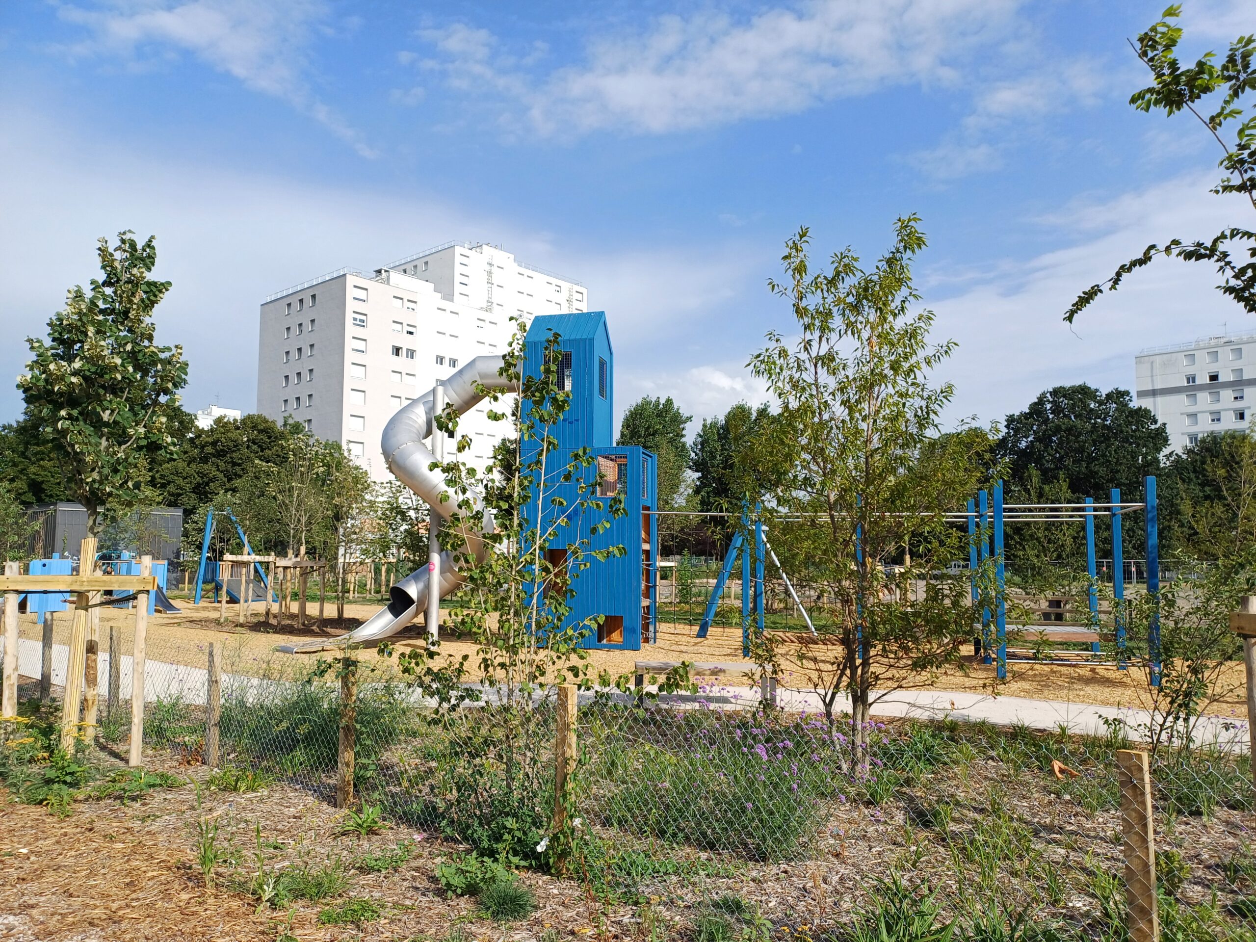 Parc des quatre saisons - aire de jeux (juillet 2024)